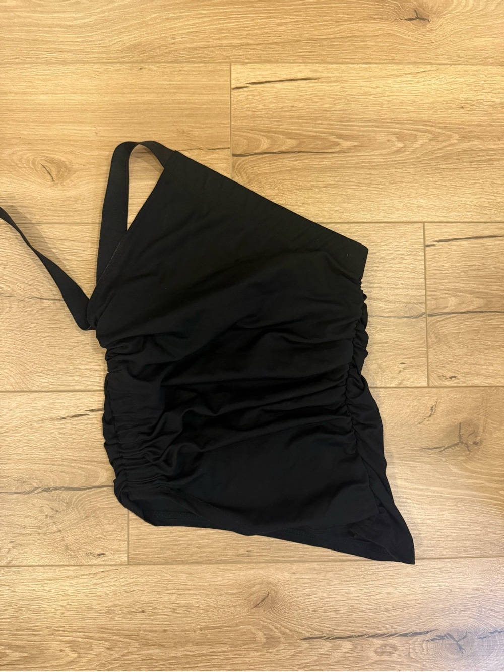OAK + FORT Black Asymmetrical One-Shoulder Ruched Tank